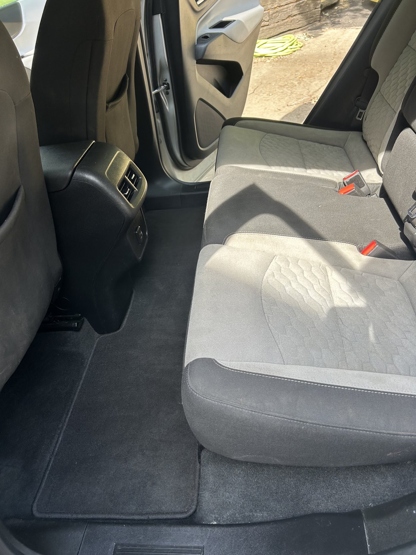 The rear bench and floor clean after detailing